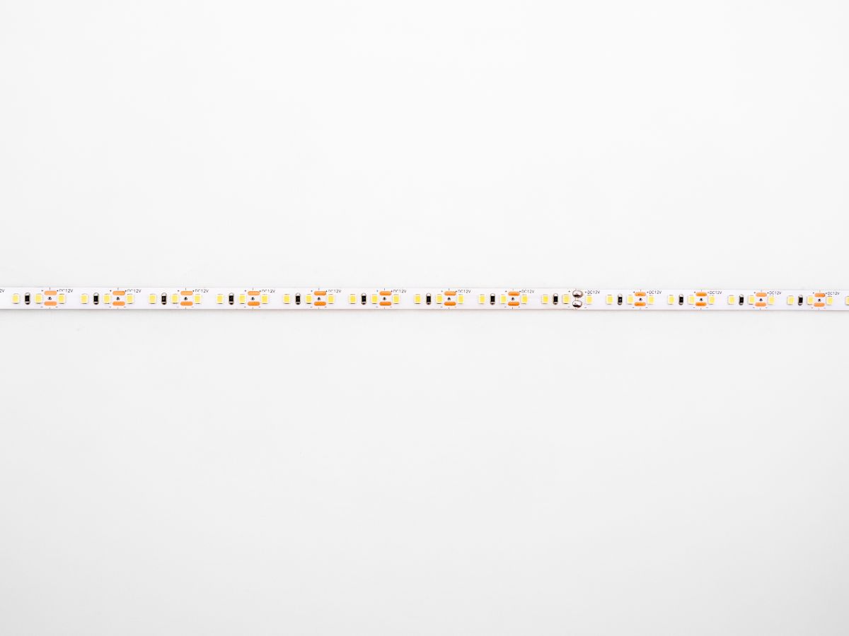 Светодиодная лента LEDS POWER 2835 120/м (9,6Вт/м) 12В холодная, серия LIGHT 002354