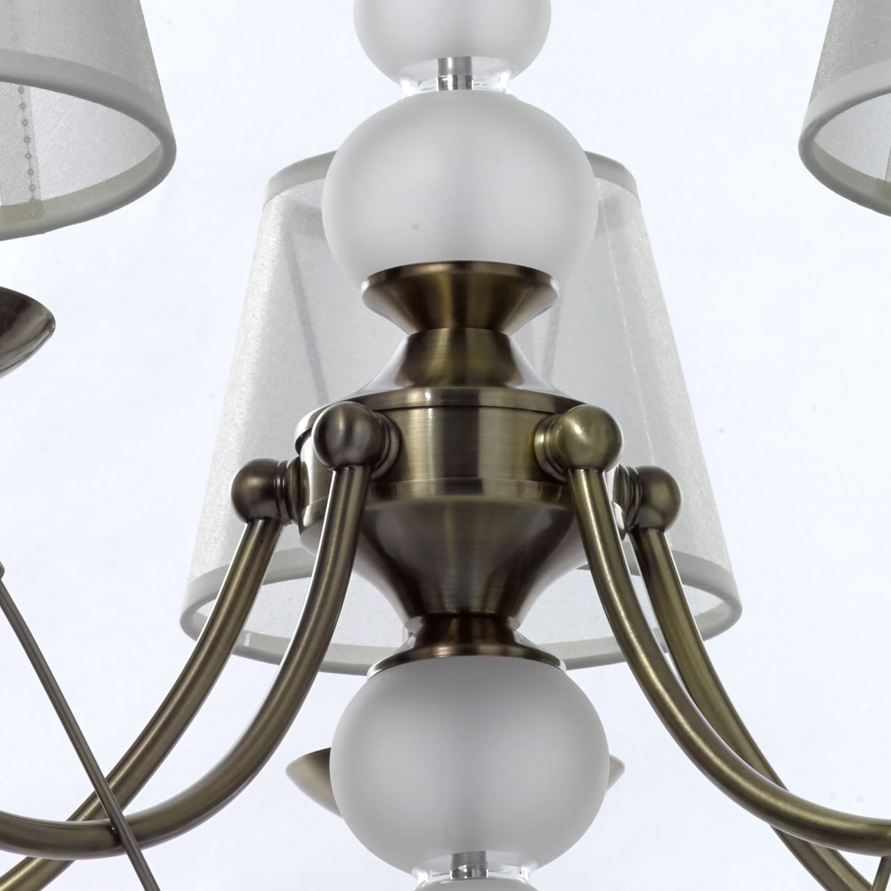 Подвесная люстра MW-Light Федерика 684012305