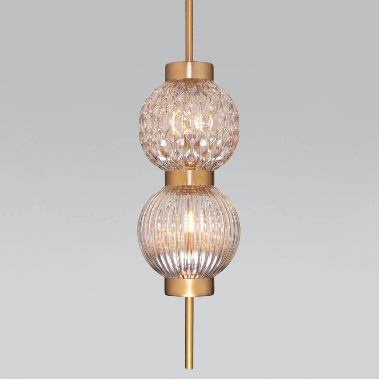 Подвесной светильник Eurosvet Plaza 50186/2 латунь