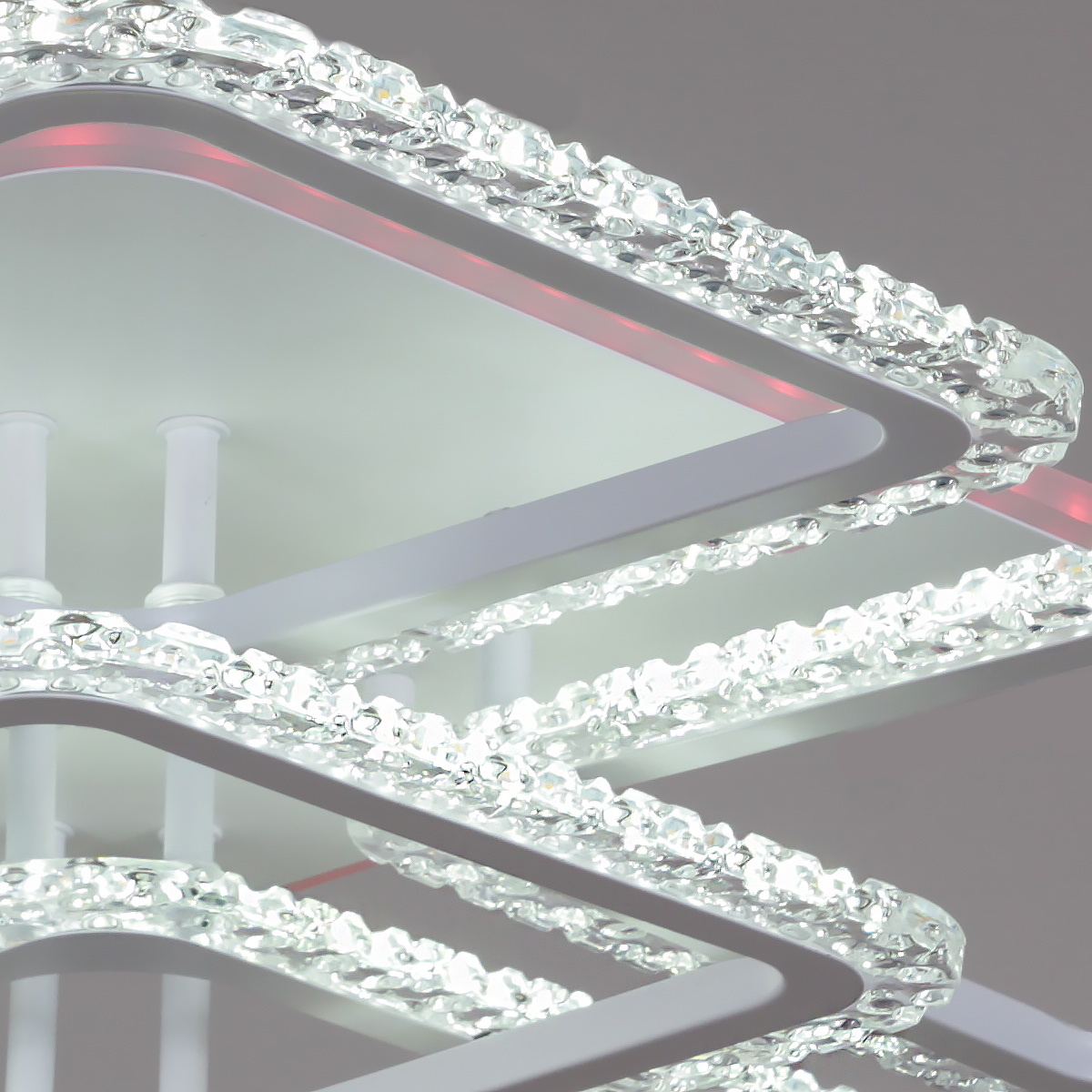 Потолочная люстра Reluce 08869-0.3-4+1 WH (RGB)