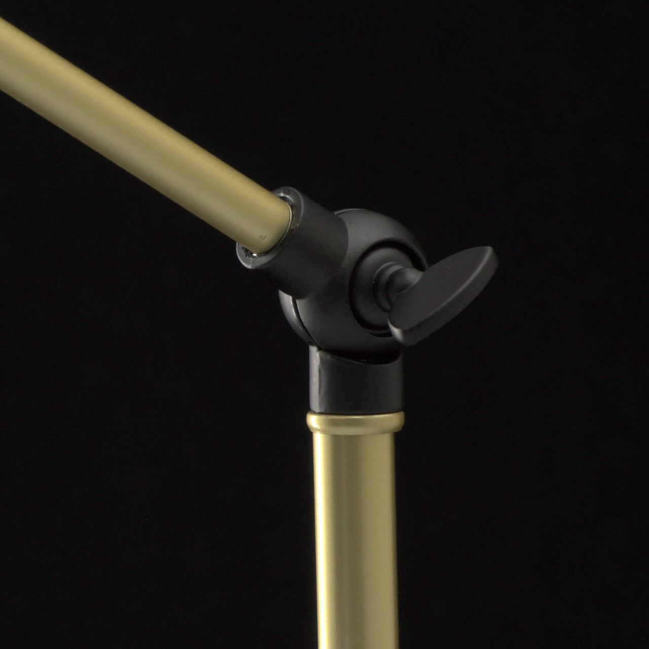 Настольная лампа MW-Light Таун 5 691031601