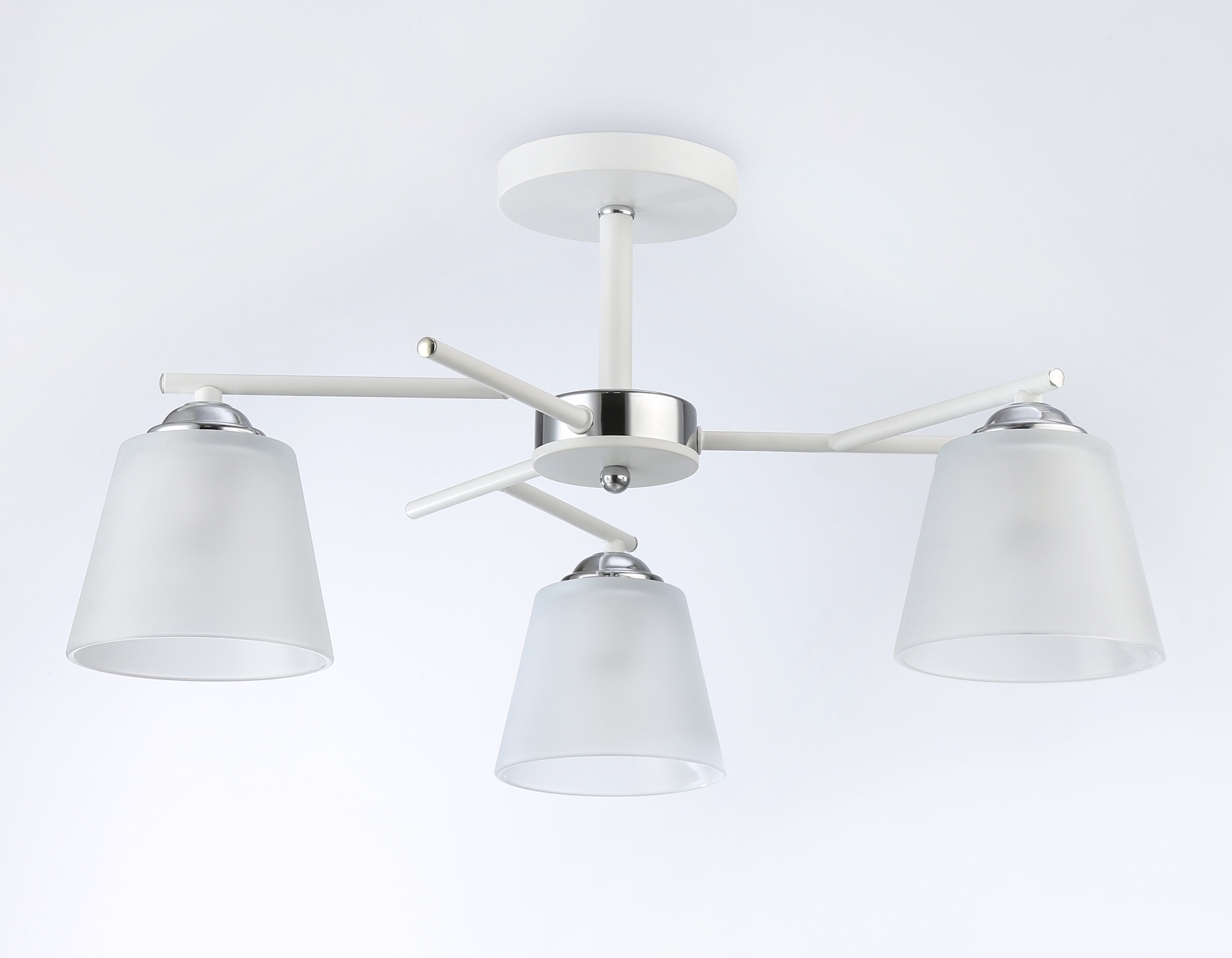 Люстра на штанге Ambrella Light Modern TR303202