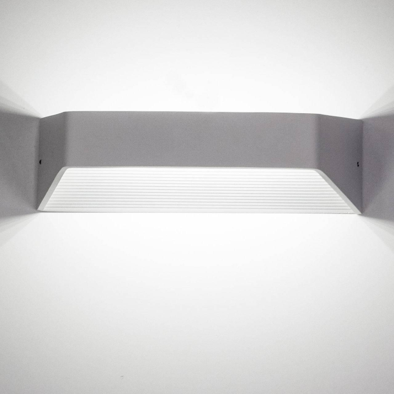 Настенный светодиодный светильник Citilux Декарт CL704320