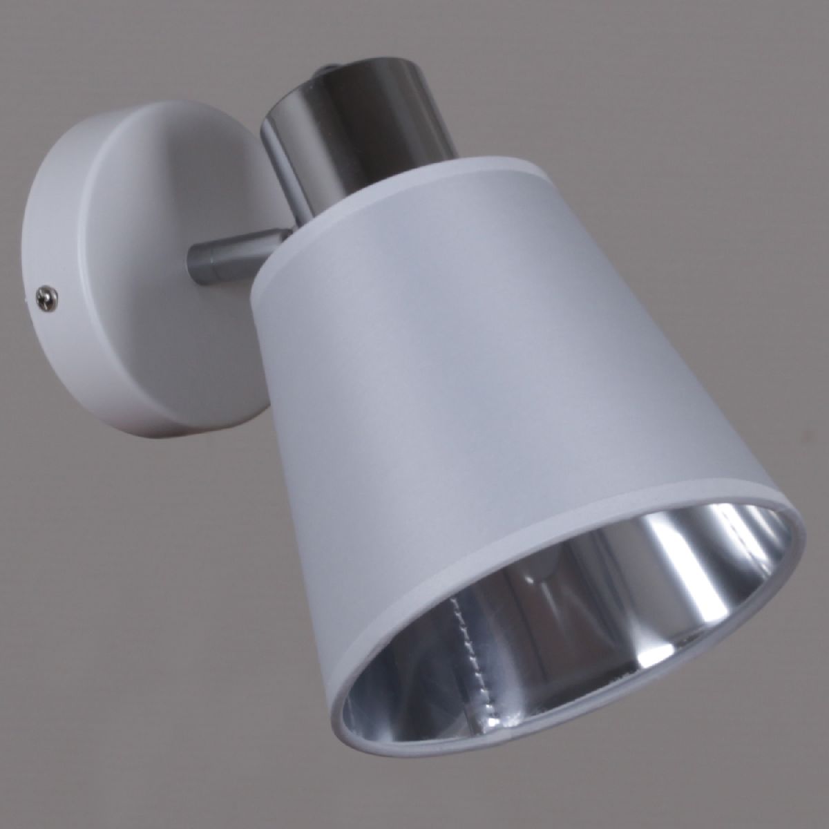 Поворотное бра Illumico IL6116-1WOU-79 WH CR Abelie