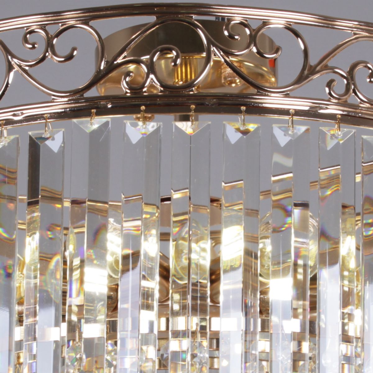 Потолочная люстра Reluce 90183-0.3-10 FGD