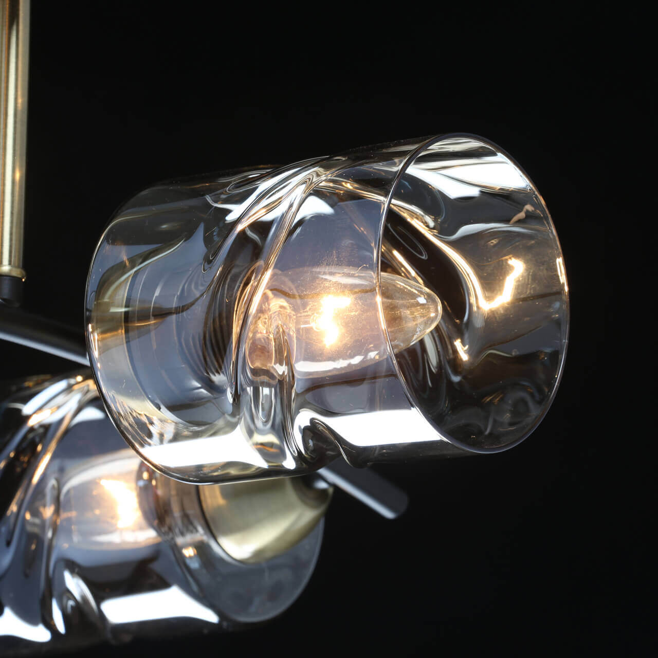 Люстра на штанге DeMarkt 638017704 в Москве