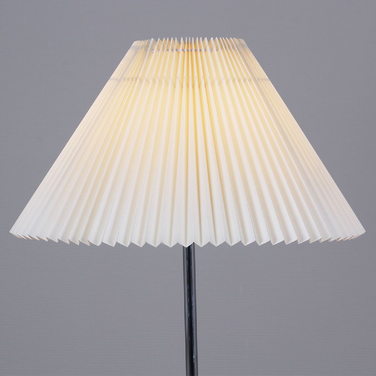 Торшер Reluce 02030-0.6-01A WH