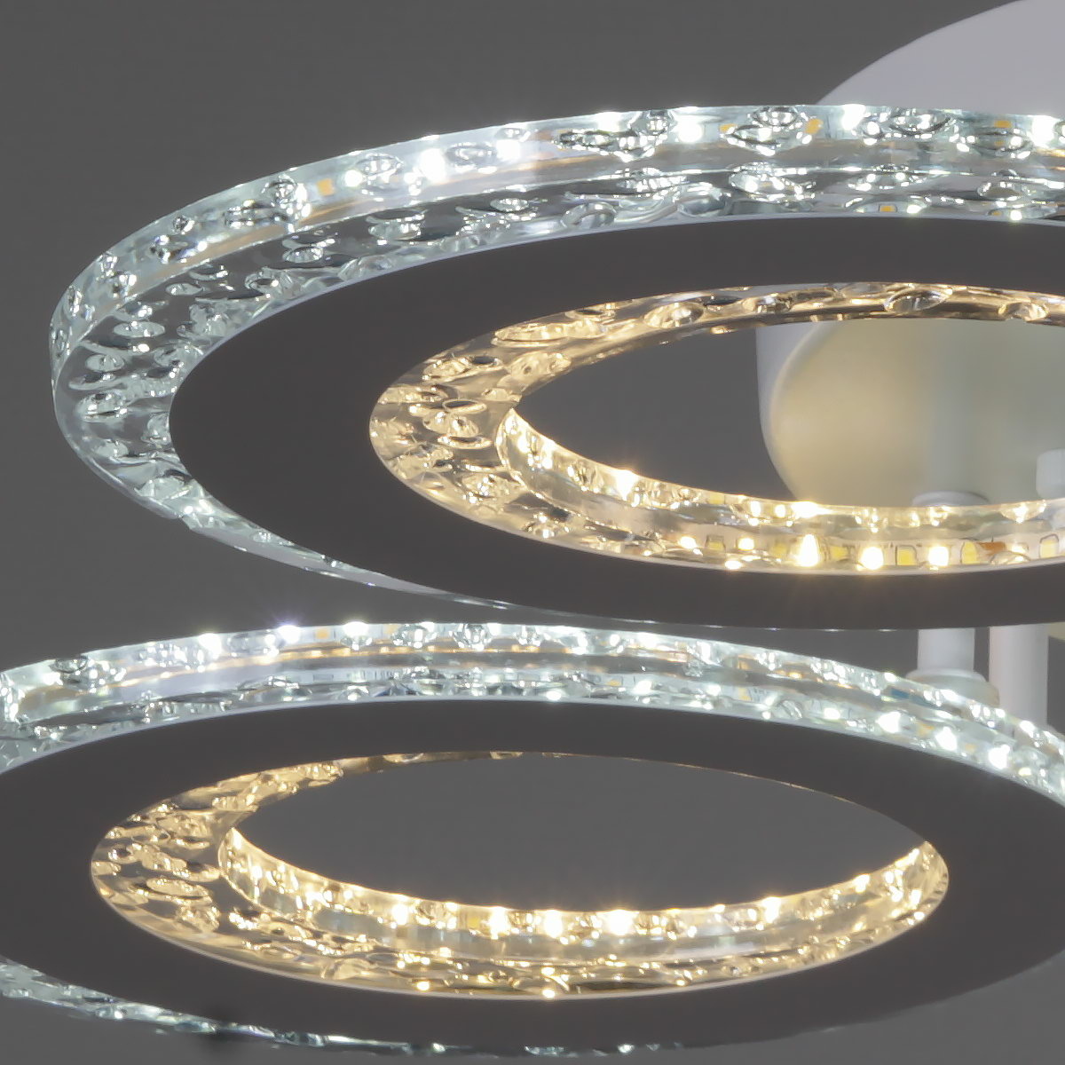 Потолочная люстра Reluce 08423-0.3-05