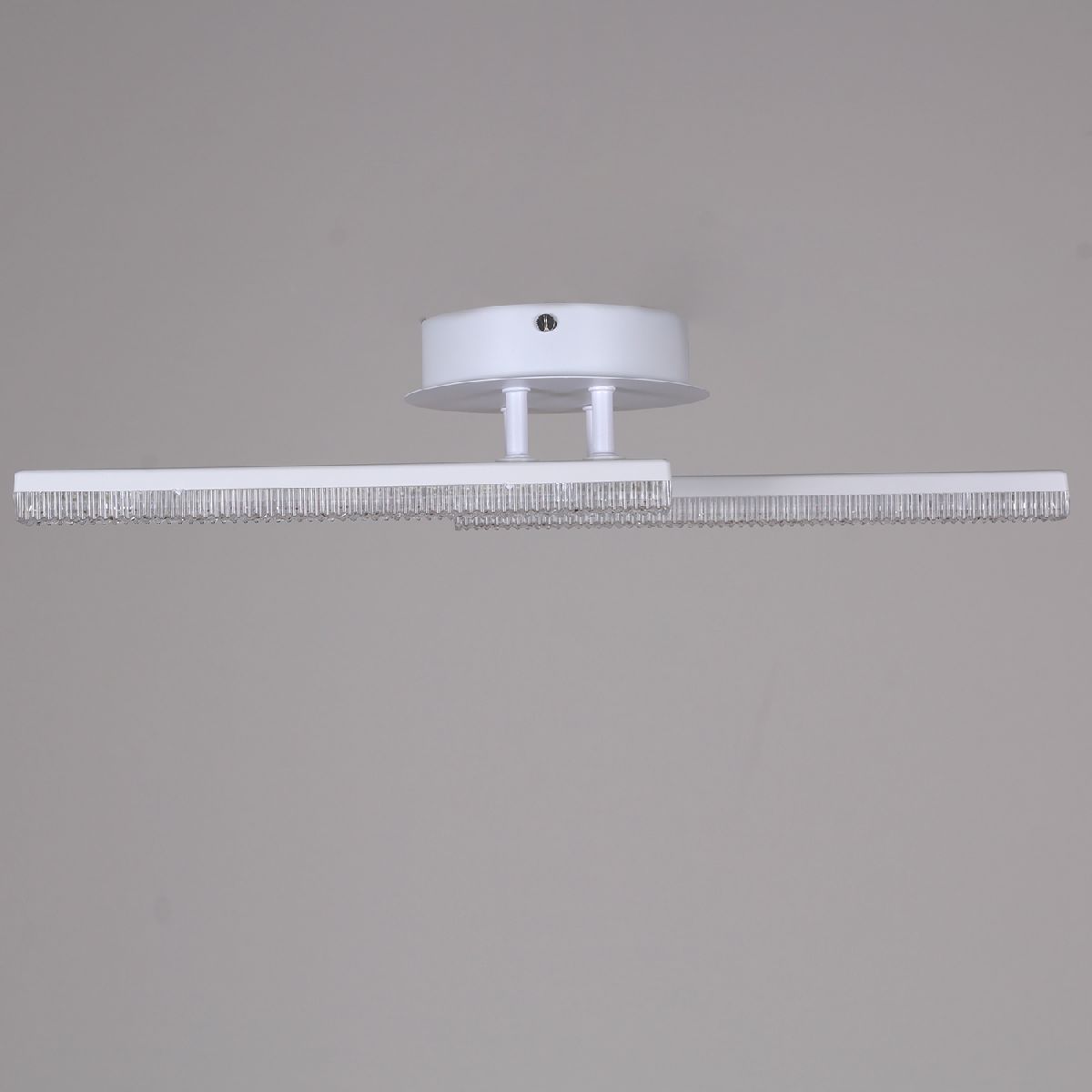 Потолочный светильник Reluce 03445-3.3-02C WH