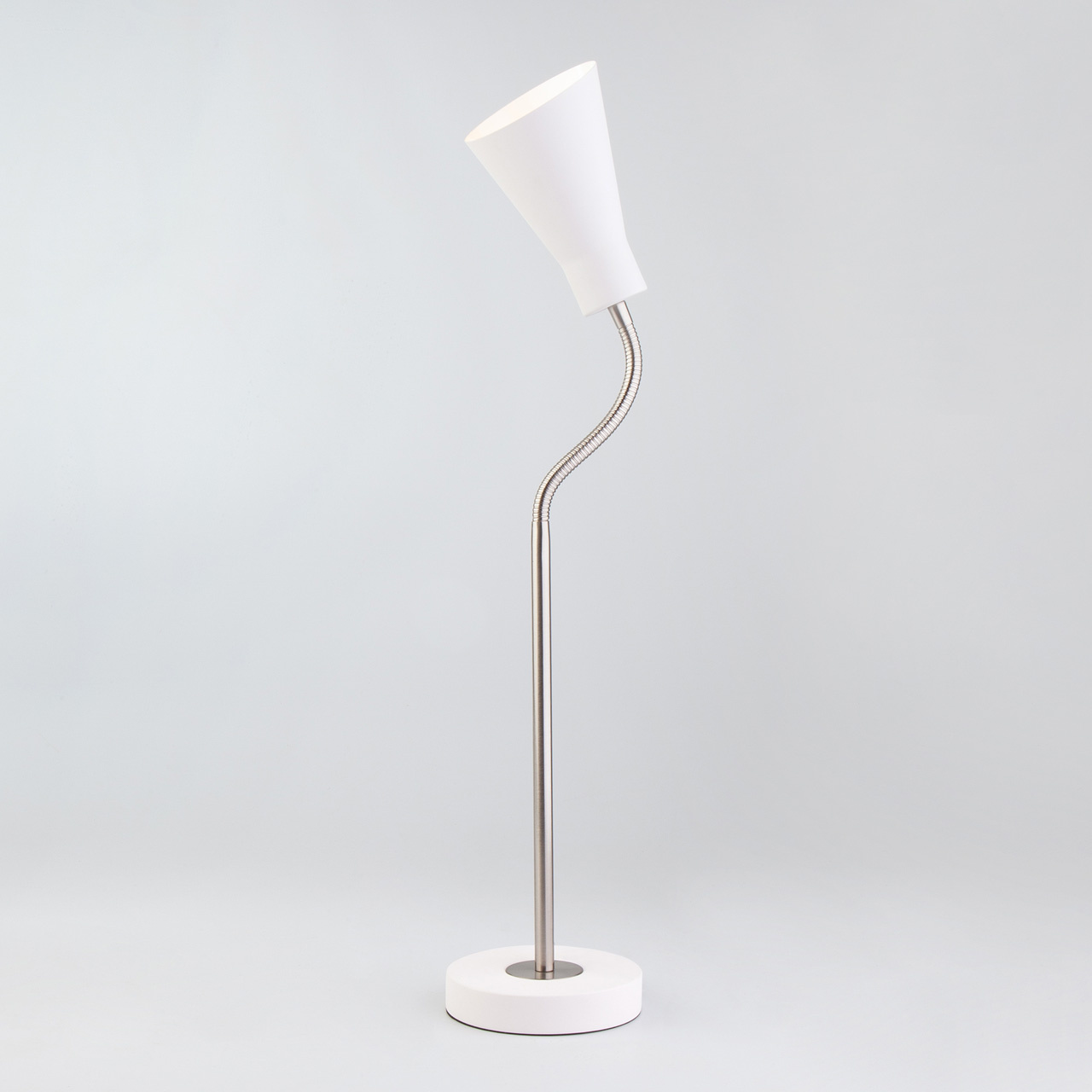 Настольная лампа Eurosvet Pronto 01029/1 белый