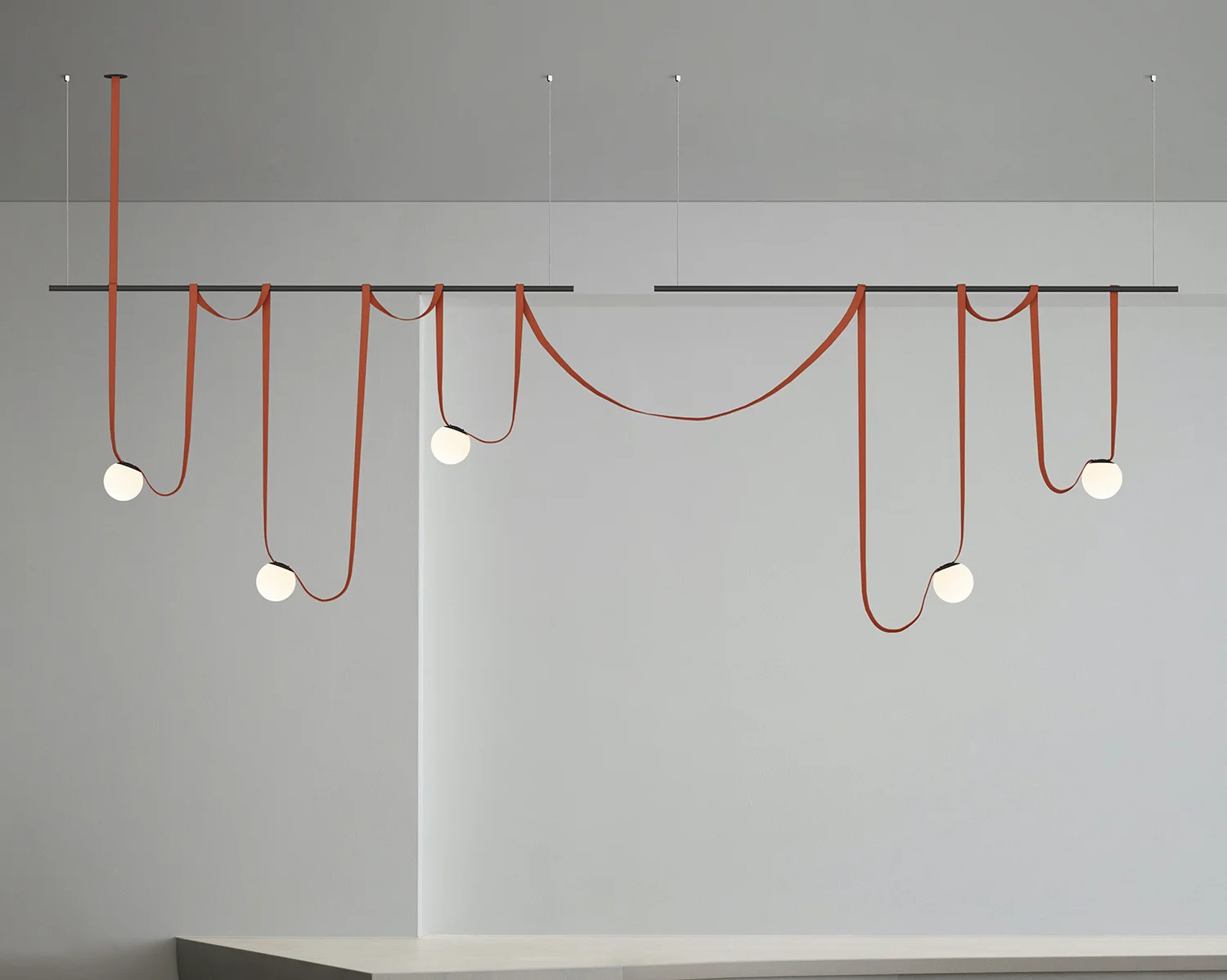 Трековый однофазный светильник Denkirs Belty orb DK5550-BK