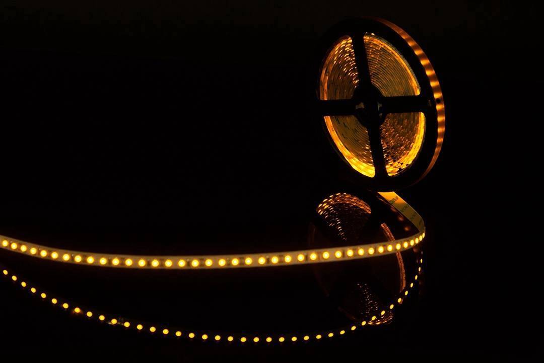 Светодиодная лента SWG SWG3120-12-9.6-Y 000967