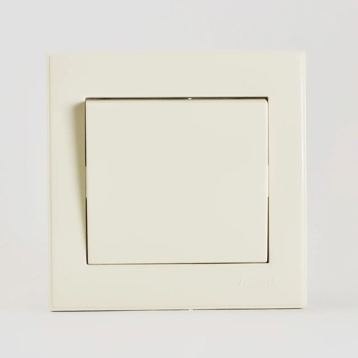 Выключатель Lezard Rain 703-0303-100