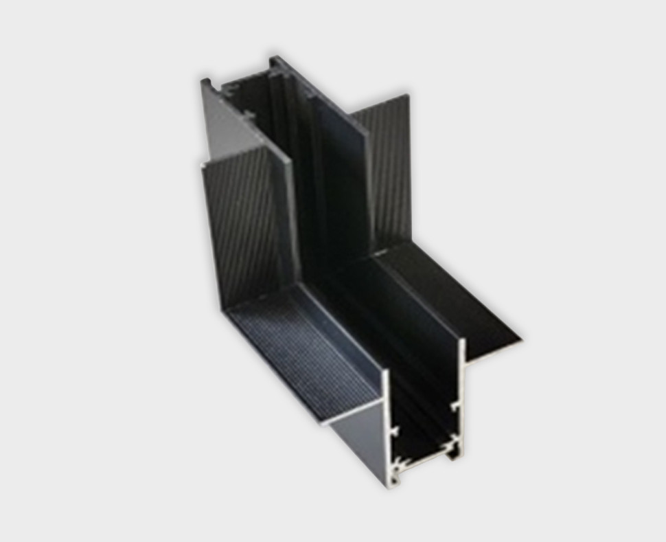 Соединитель вертикальный угловой для шинопровода Italline Atom IT012-5033 black