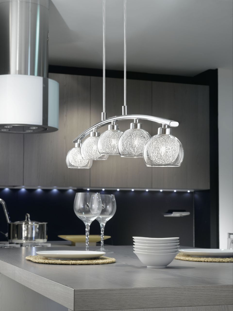 Подвесная люстра Eglo Oviedo 93054