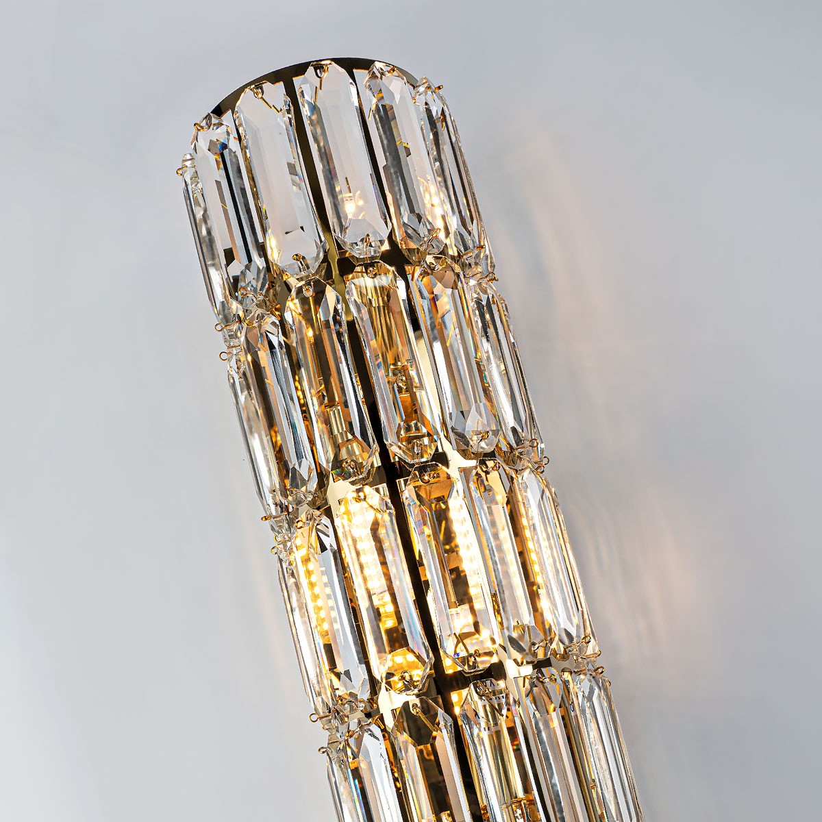 Настенный светильник Modelux ML.549.04 GD