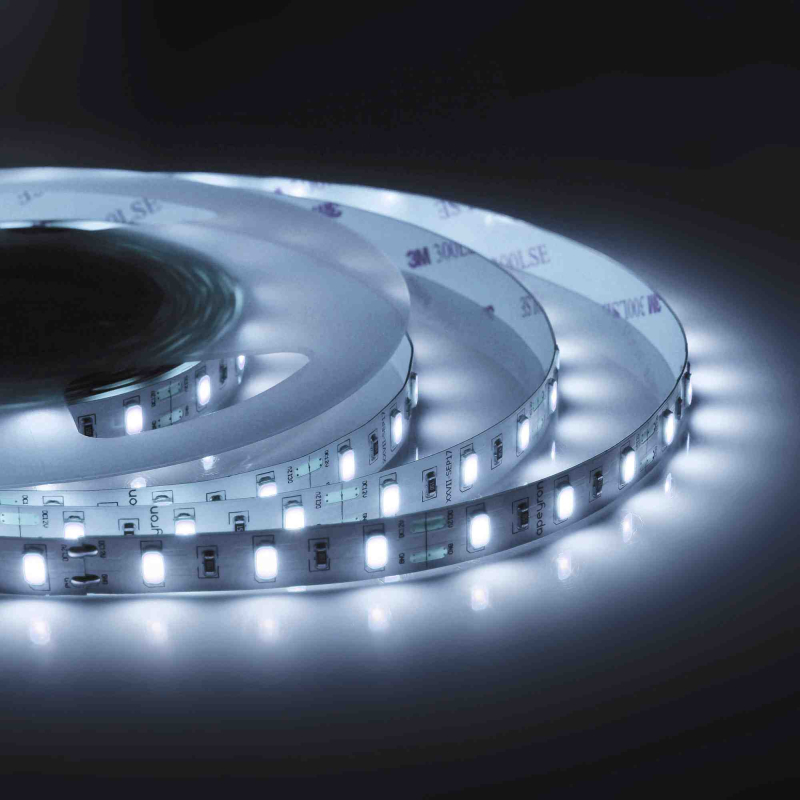 Светодиодная лента Apeyron 12В СТ 9,6Вт/м smd5630, 60д/м IP20 1400Лм/м 3м 6500К 204BL