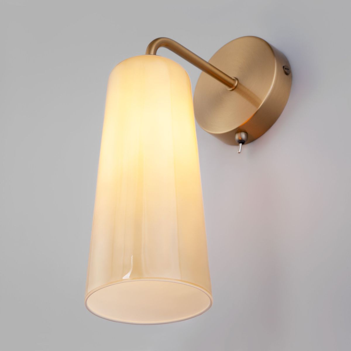 Латунное бра Eurosvet Omber 70137/1 латунь