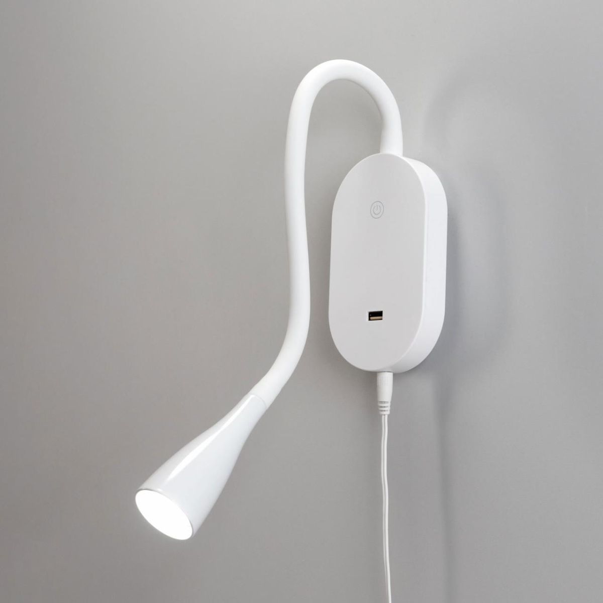 Светильник настенный Citilux Рио CL704380N