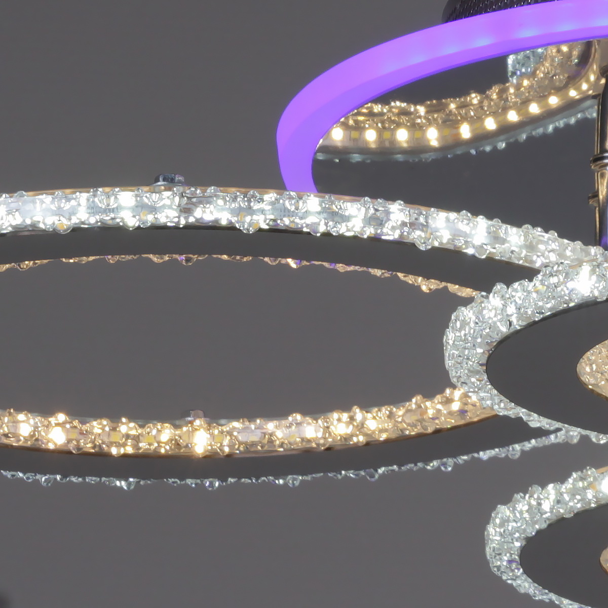 Потолочная люстра Reluce 18416-0.3-04