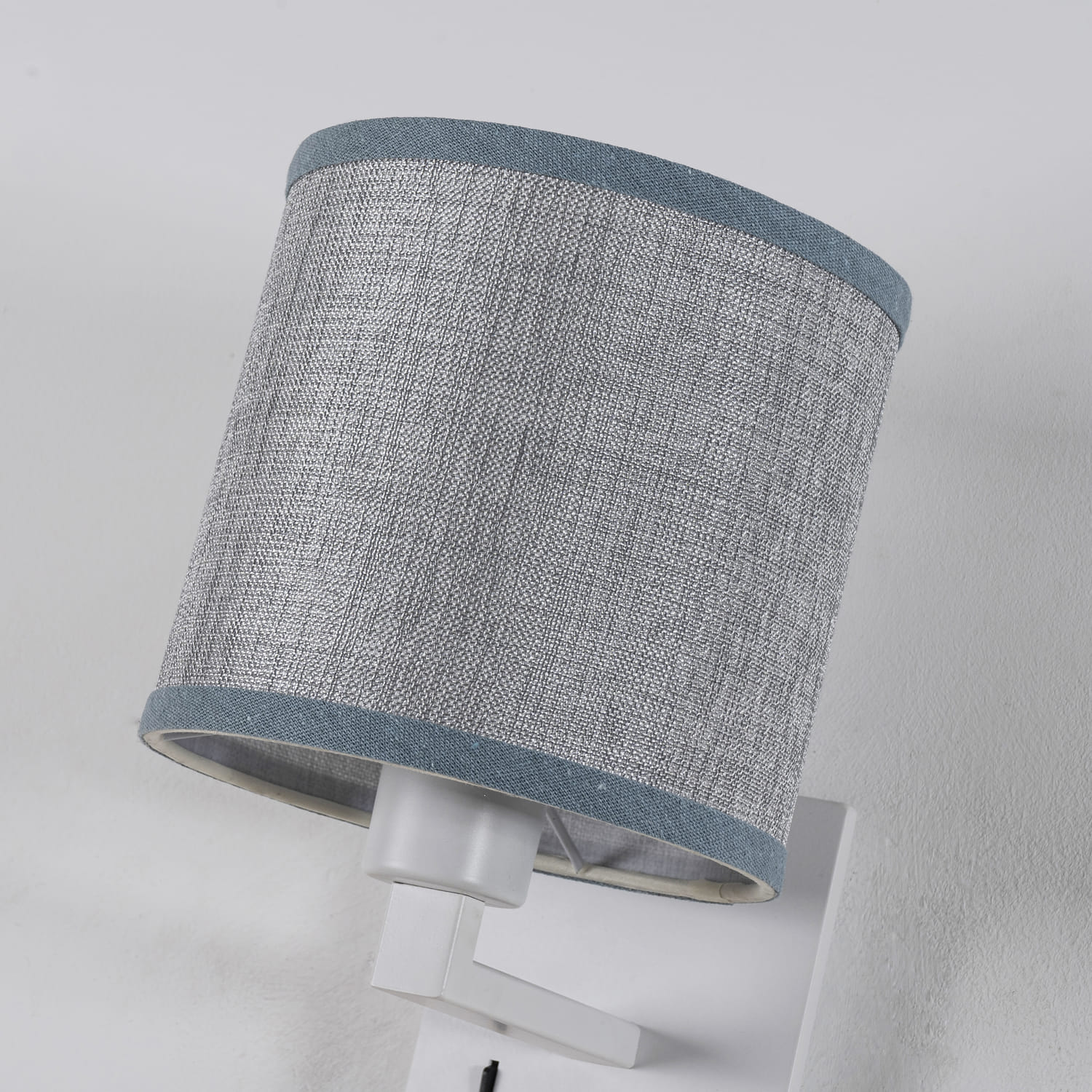 Бра Favourite Essentia 2002-2W