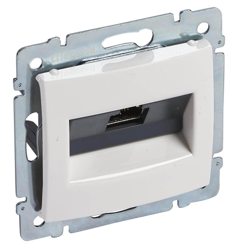 Розетка компьютерная RJ45 Legrand Valena STP 10 GIGA белая 770072