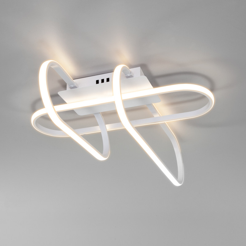 Потолочная люстра Eurosvet 90139/3 белый