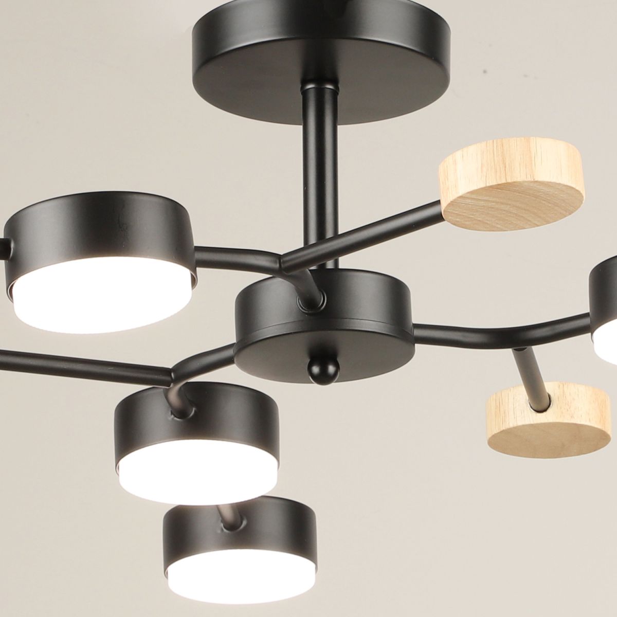 Люстра на штанге Reluce 03860-0.3-06 BK+WOOD GX53