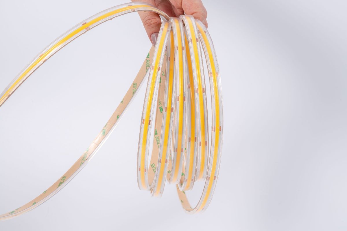 Влагозащищенная светодиодная лента Fiberli 480S-30-67 24В 9,6Вт/м 3000К 5м IP67 12840102