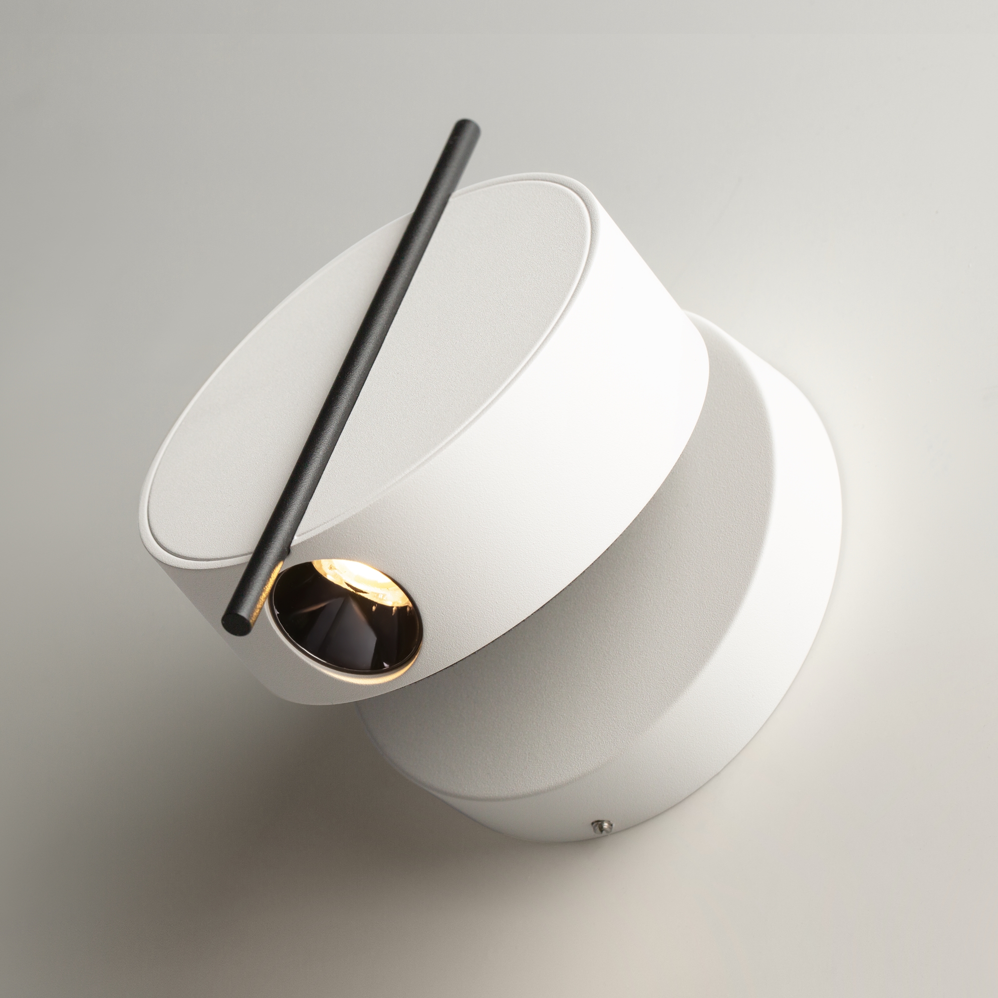 Настенный светильник Maytoni Nuance MOD180WL-L4W3K в Москве