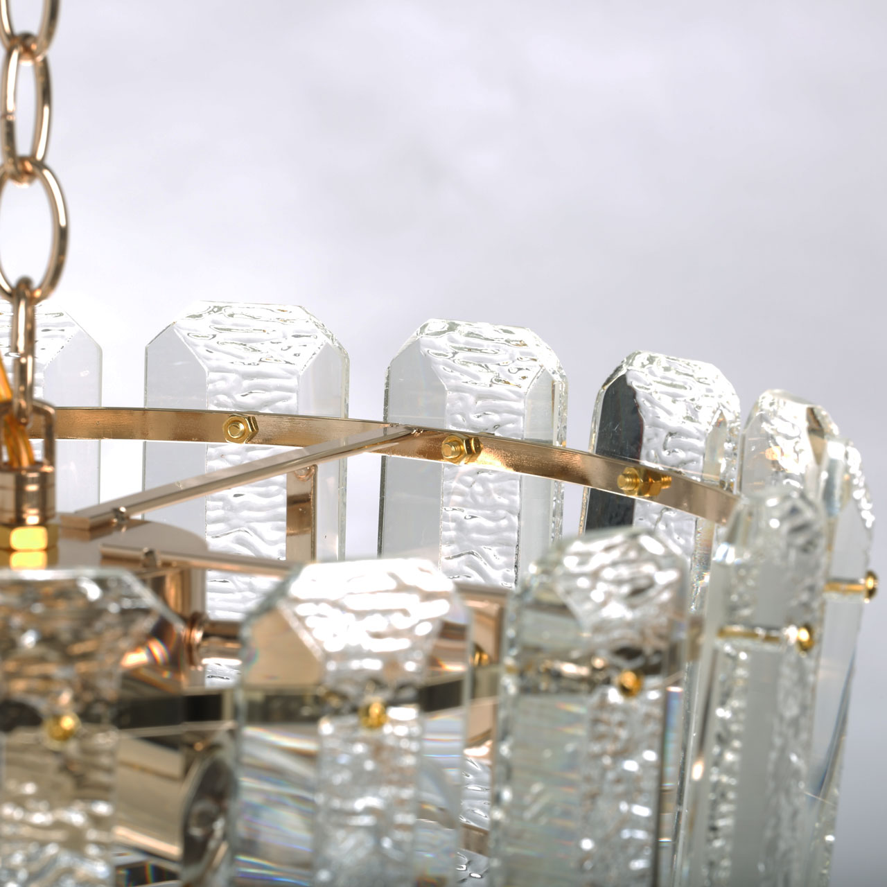 Подвесная люстра De Markt Бриз 111015704 в Москве