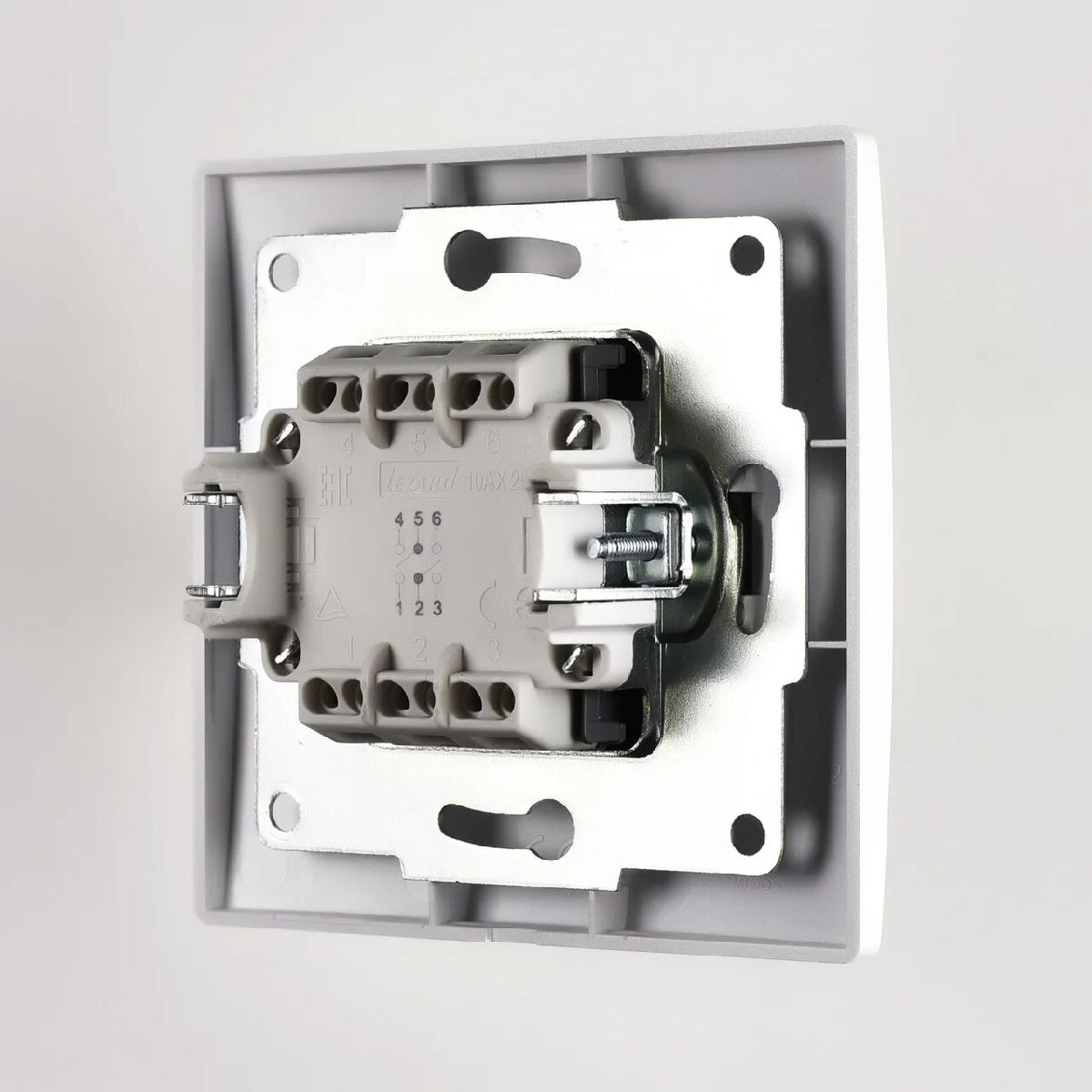 Выключатель проходной двойной Lezard Karina 707-3088-106