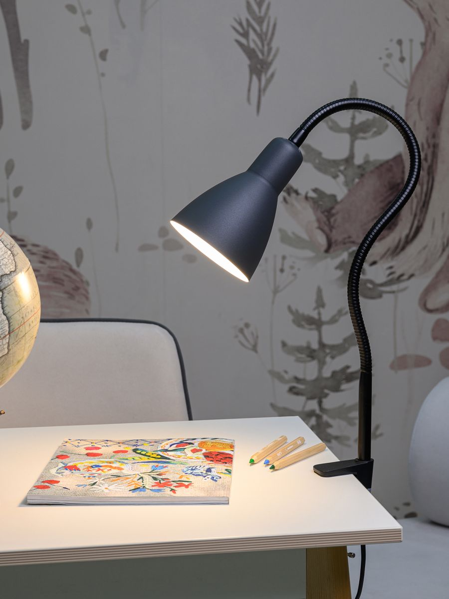 Настольная лампа ARTSTYLE HT-701B