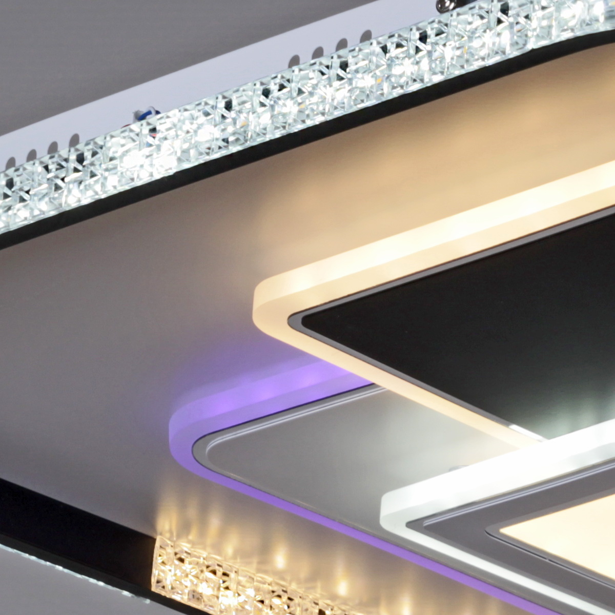 Потолочная люстра Reluce 07112-0.3-500