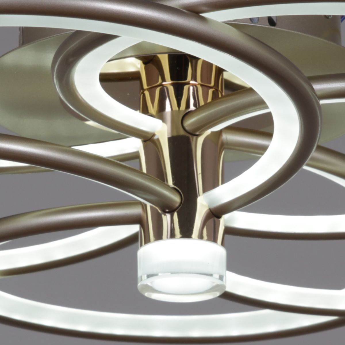 Потолочная люстра Reluce 09246-0.3-5S Champaign silver