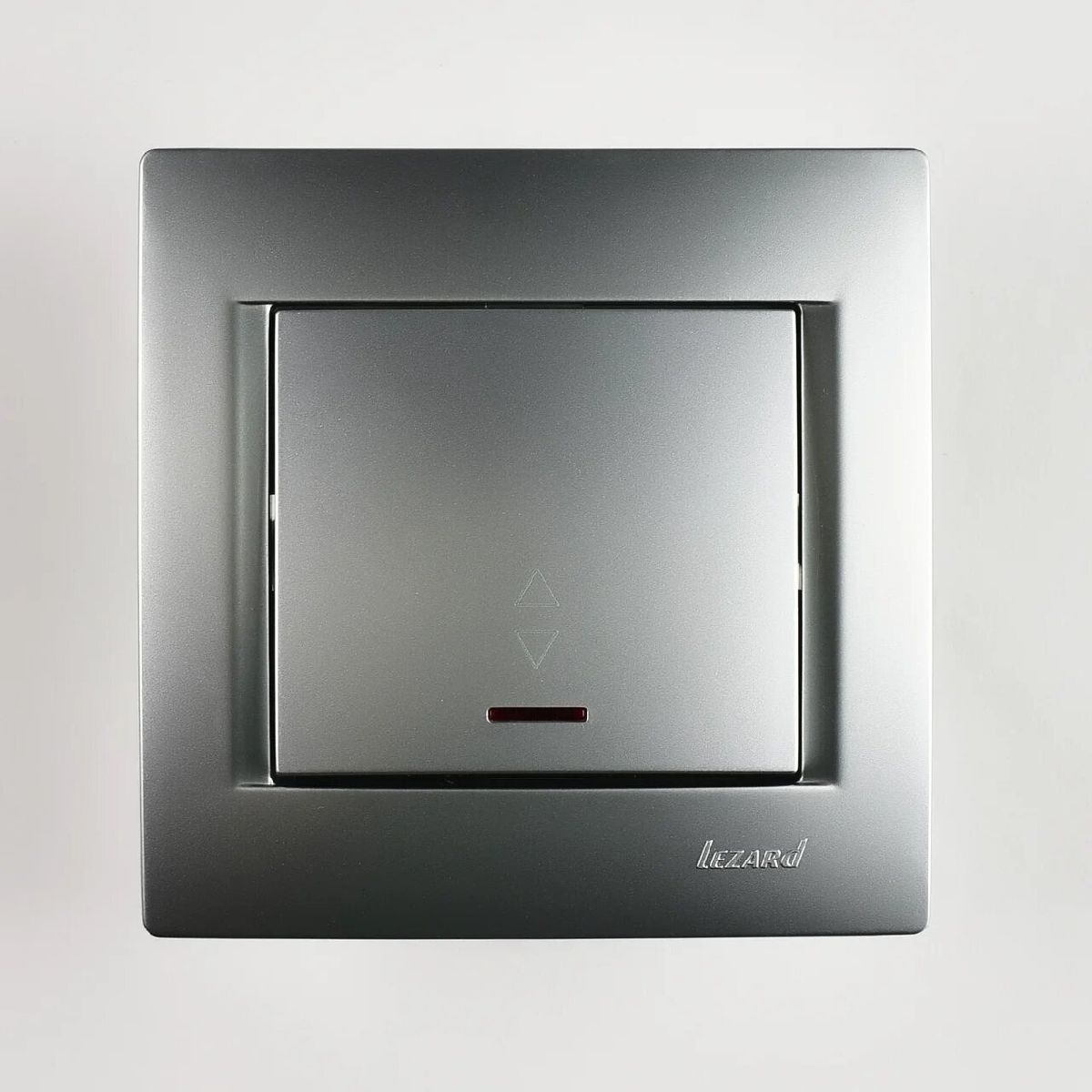 Выключатель проходной с подсветкой Lezard Karina 707-4388-114