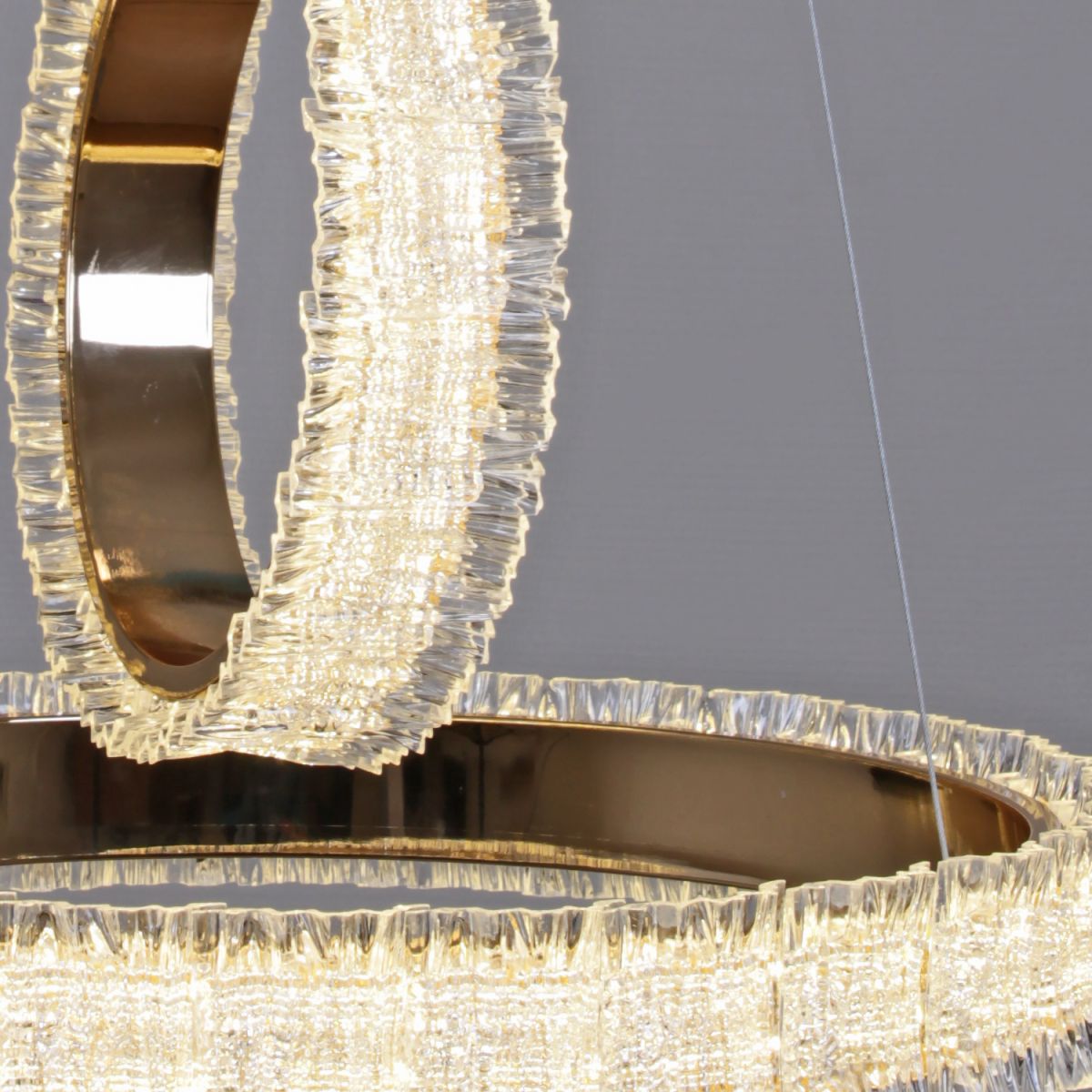 Подвесная люстра Reluce 13257-0.4-500+300