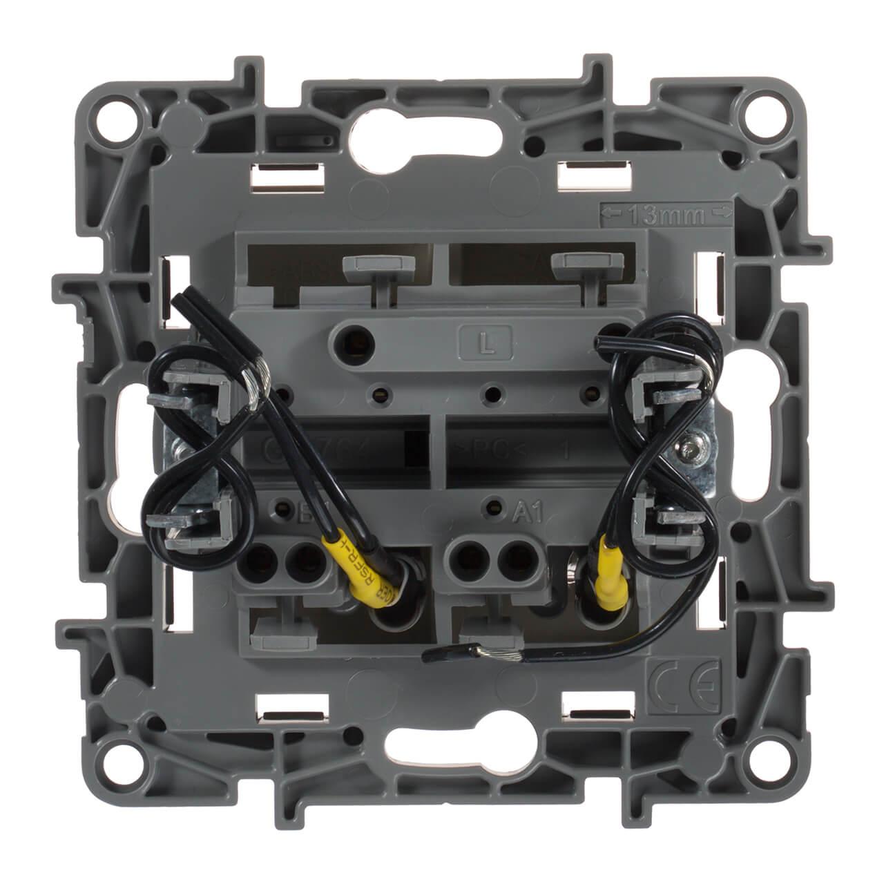 Выключатель двухклавишный Legrand Etika с подсветкой 10A 250V белый 672204