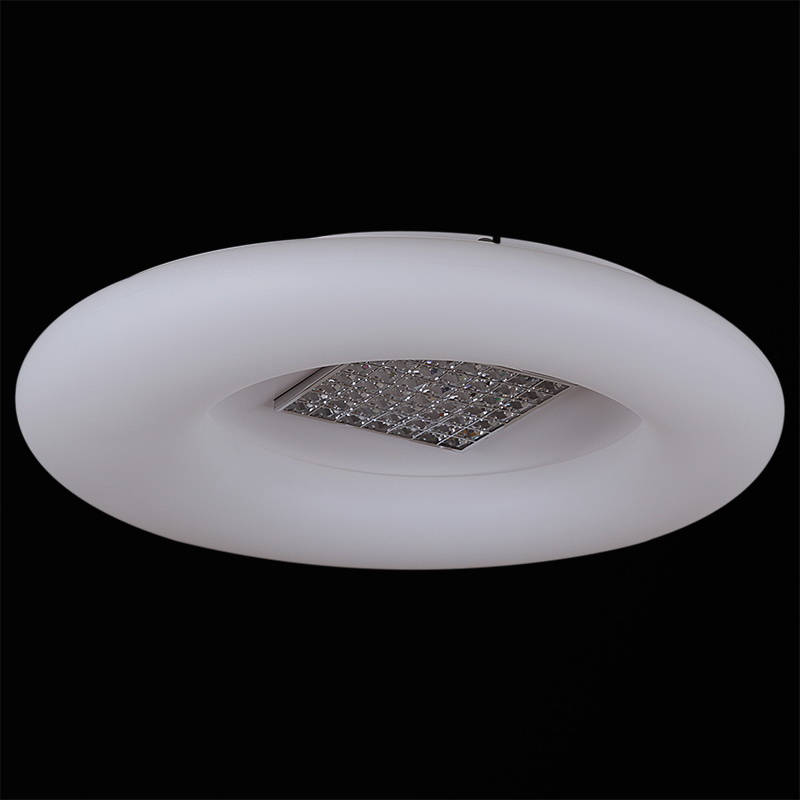 Потолочная люстра Reluce 09969-0.3-115W WT