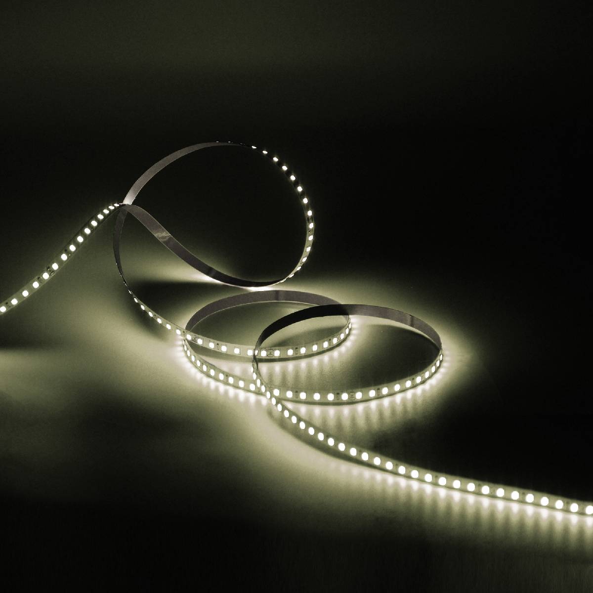 Светодиодная лента Gauss 24В 2835 6,5Вт/м 3000K 5м IP20 312000165