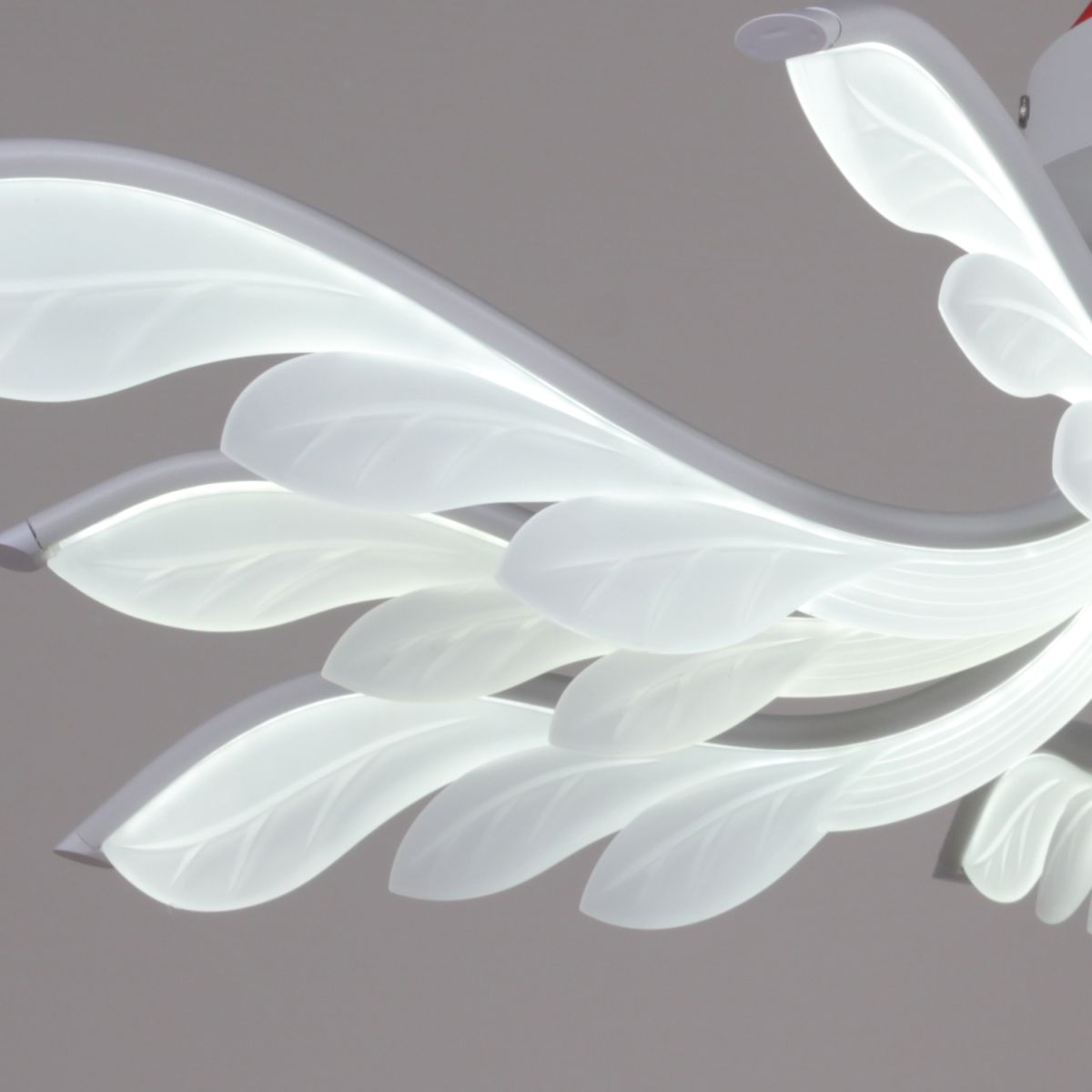 Потолочная люстра Reluce 14390-0.3-5+5 white