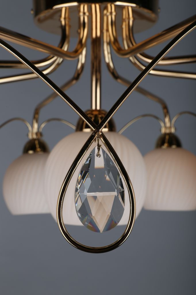 Потолочная люстра Omnilux OML-31907-09