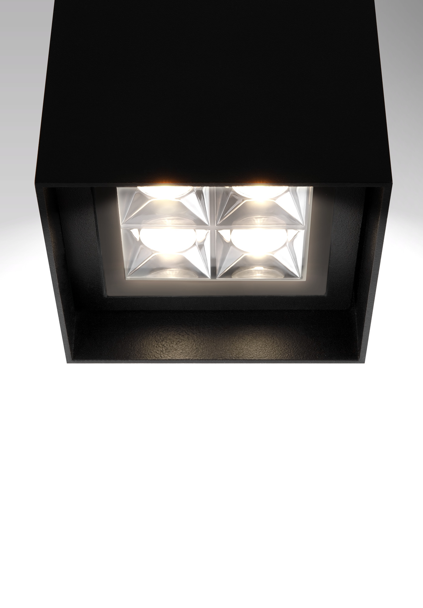 Потолочный светильник Maytoni Berg O045CL-L2B3K