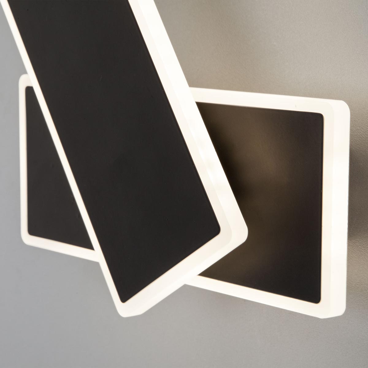 Настенный светодиодный светильник Elektrostandard Twirl 4690389174179