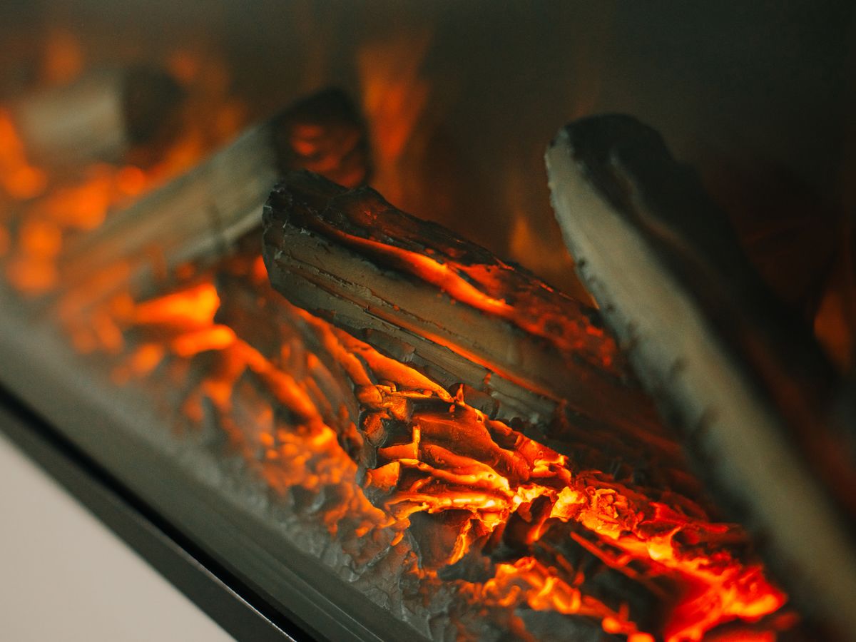 Электрокамин Elekam Delta с очагом Pulsar 100131