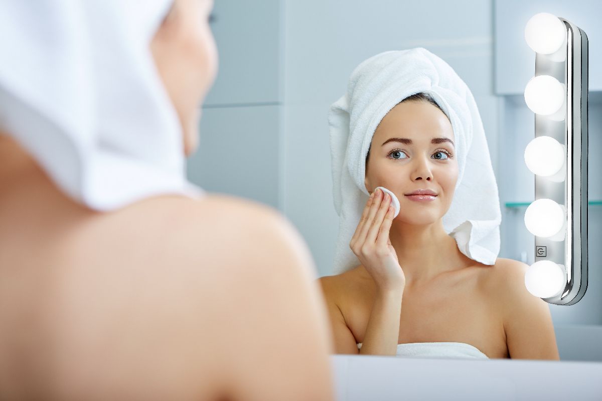 Универсальная сенсорная подсветка Эра CL-05-3*AA+USB-3200K-6500K Б0053982