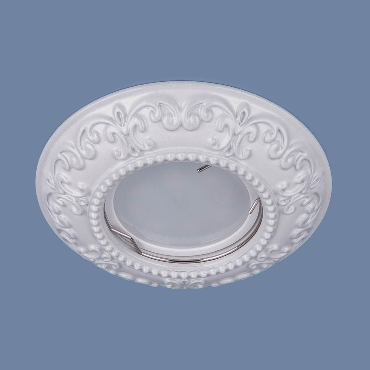 Встраиваемый светильник Elektrostandard 7009 MR16 WH белый 4690389098000