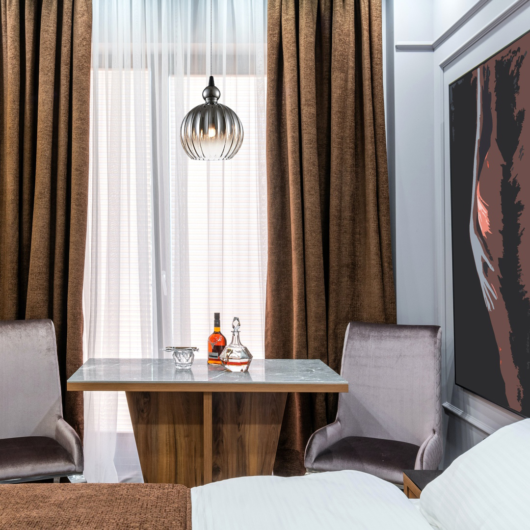 Подвесной светильник Maytoni Karla P006PL-01B