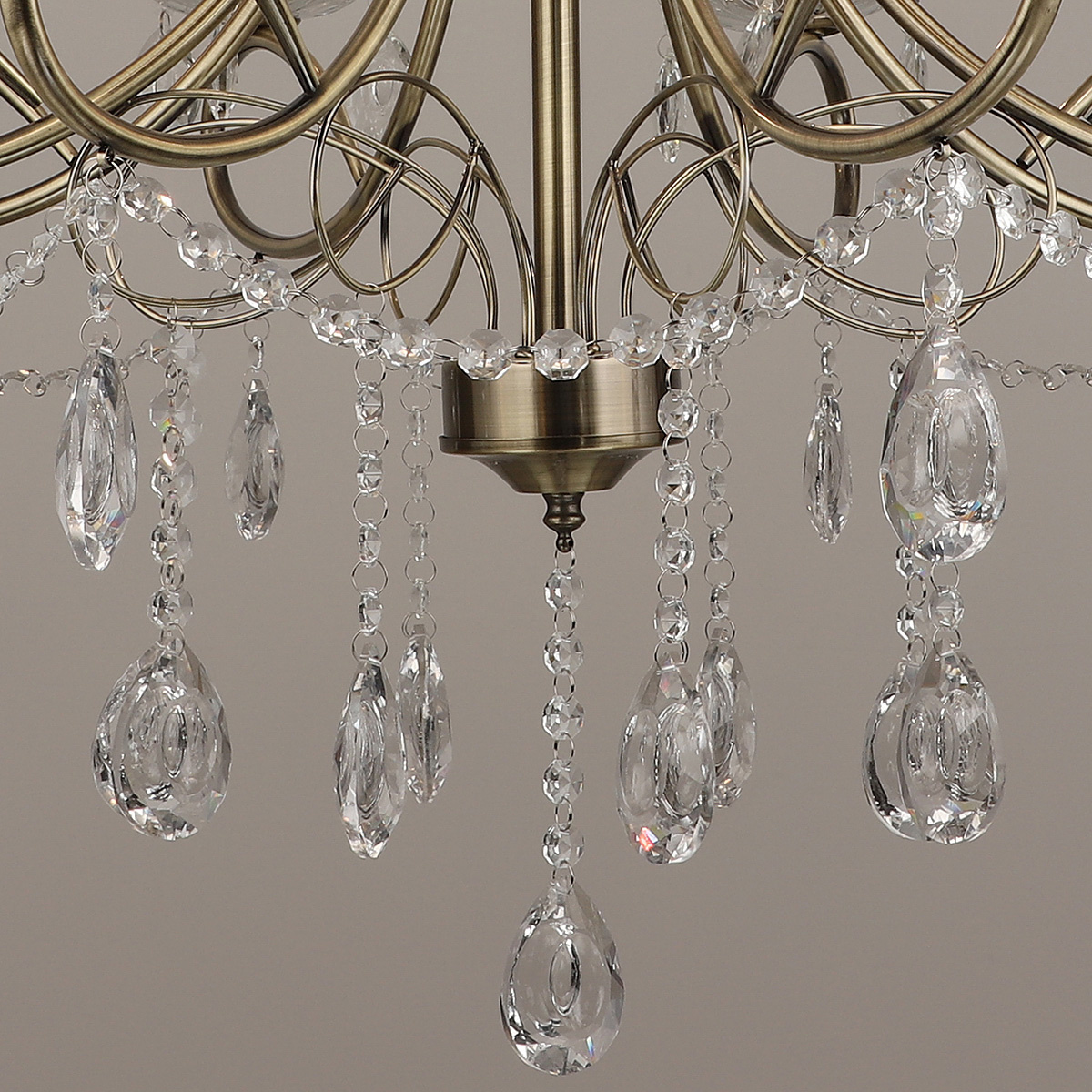 Подвесная люстра Reluce 01666-0.4-08