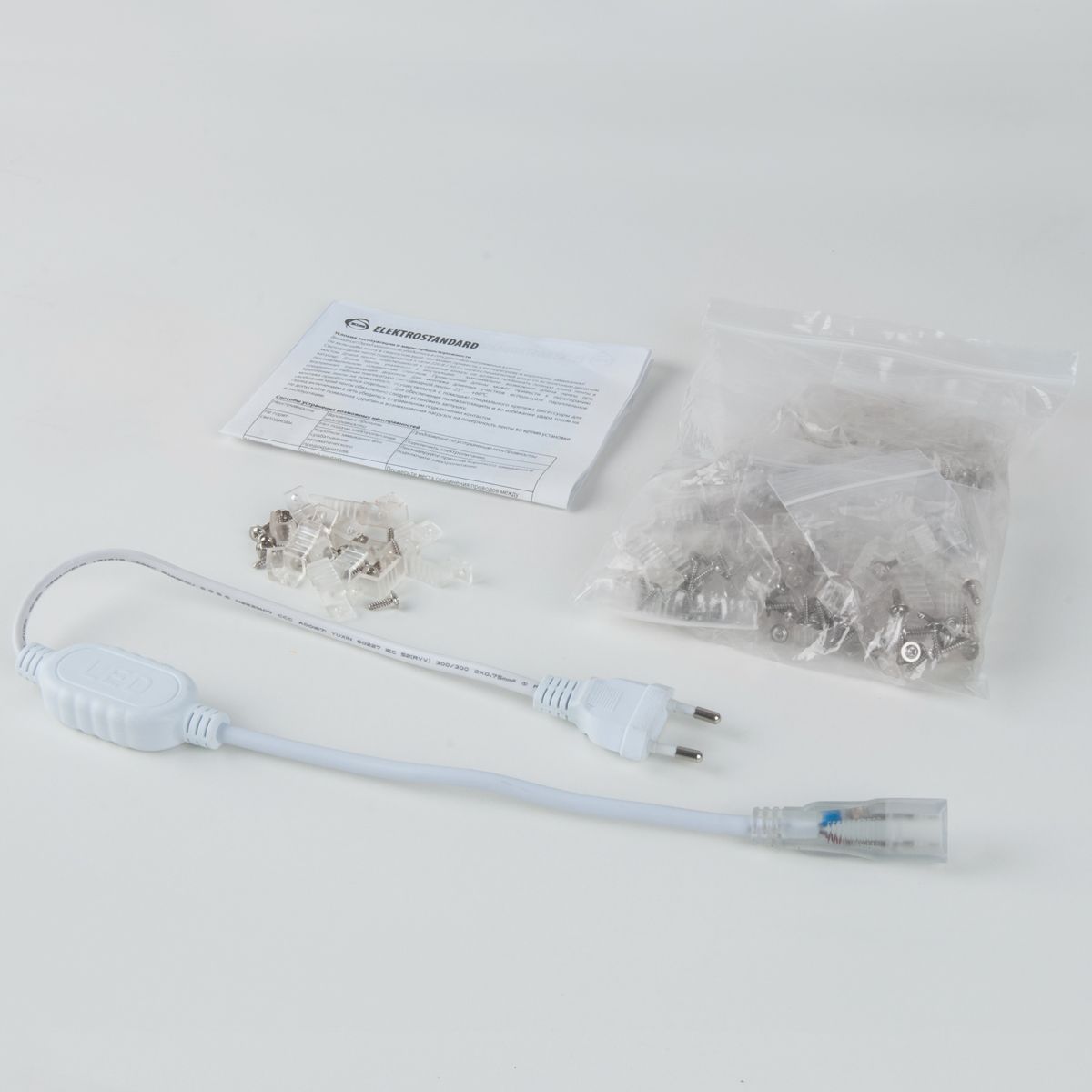 Светодиодная лента Elektrostandard 4690389074202 LSTR002 220V 7,2W IP65 a033632